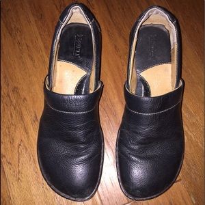 Born Black Clogs 10M
